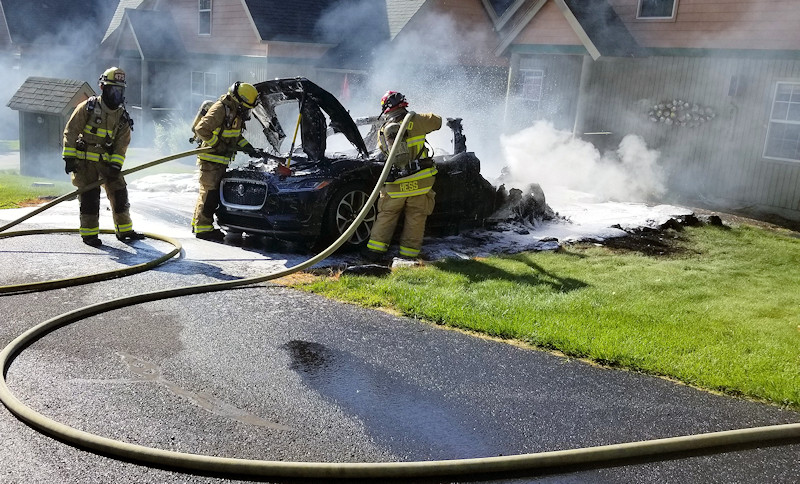 آتش سوزی اتومبیل